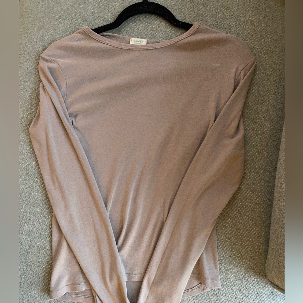 John galt mauve long sleeve top almost new